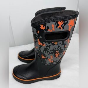 Bogs Rain Boots Youth 1 Neo Classic Camo Gray/Orange Waterproof Rubber Boots
